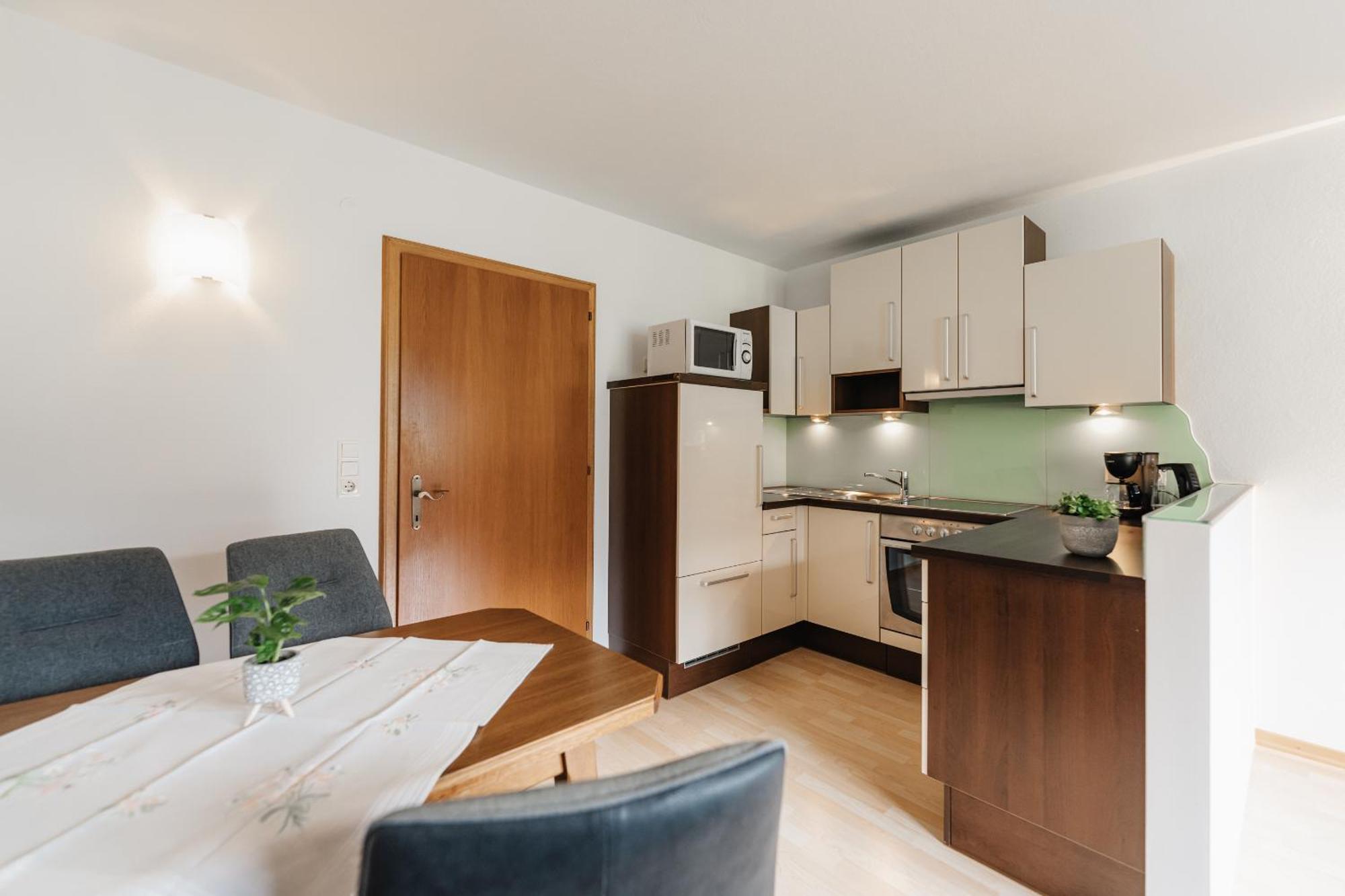 Alpenzeit Zillertal Apartments Zell am Ziller Room photo