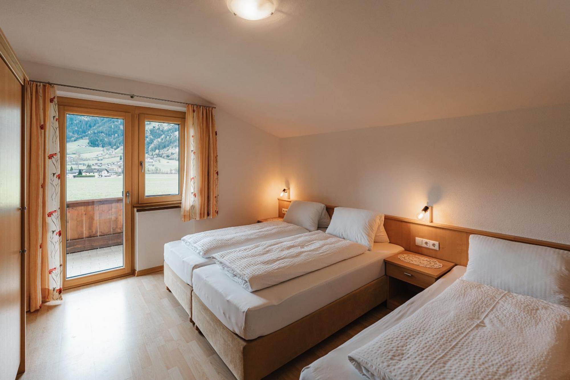 Alpenzeit Zillertal Apartments Zell am Ziller Room photo